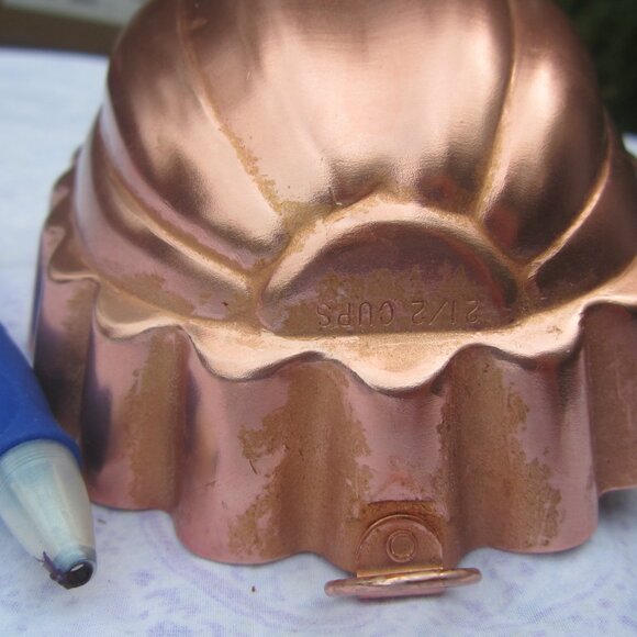 VTG LARGE GLASS GOBLET W/PEDESTAL HAND PAINTED DESIGN - Picture 4 of 4